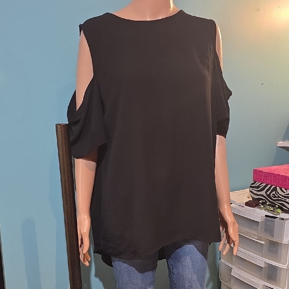 Elegant Black Cold Shoulder Blouse